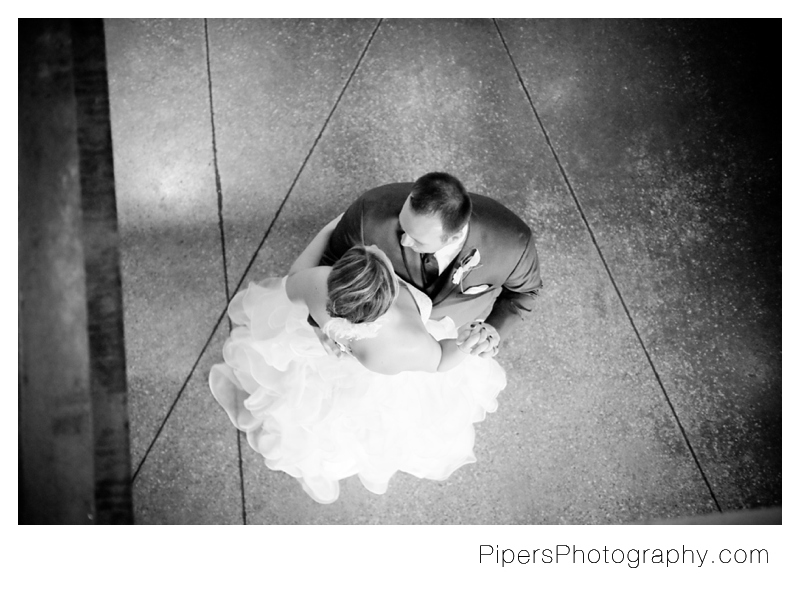 Dock 580 wedding pictures columbus ohio wedding photographer krista piper pipers photography