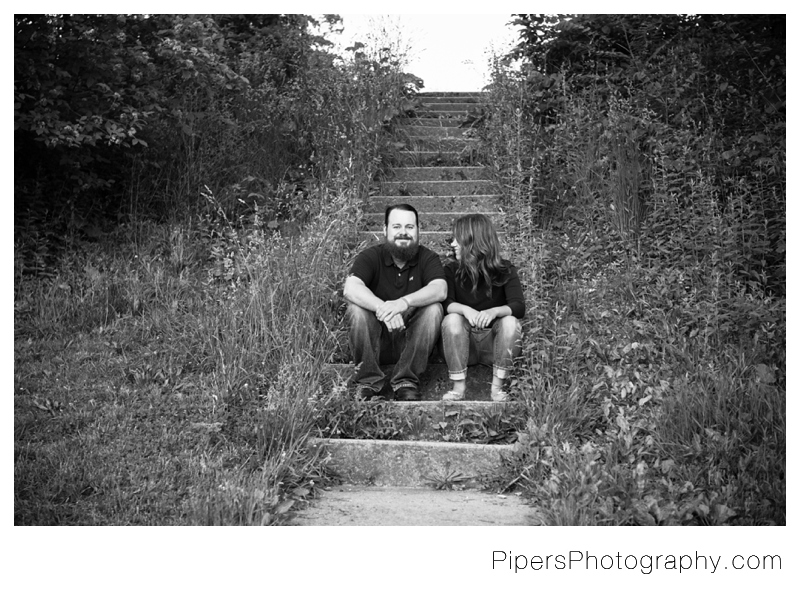 Scioto river engagement session in hilliard ohio pipers photography Krista Piper Ohio engagement photographer