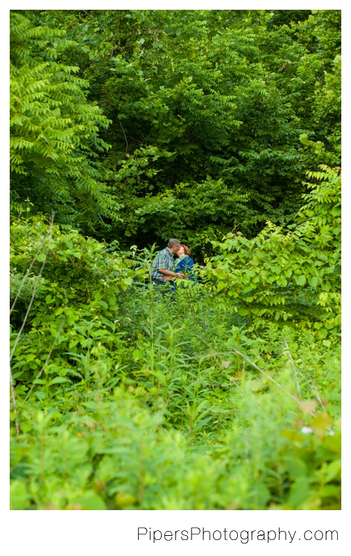 18 Highbanks Metro Park Engagement Session Photos