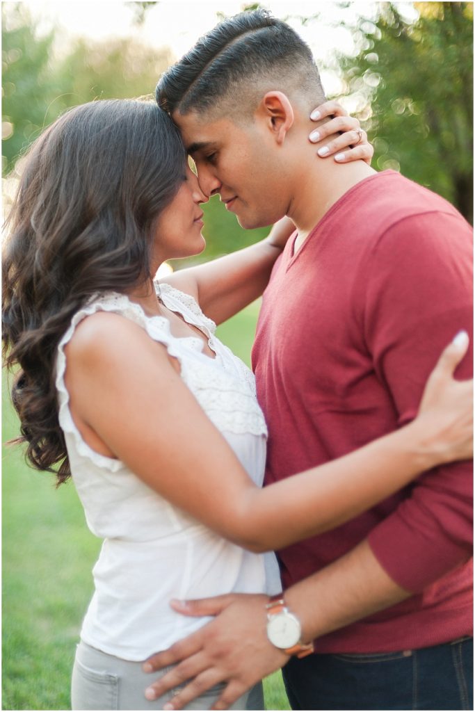 Central Ohio Wedding Photographers - http://www.pipersphotography.com Downtown Columbus Ohio Engagement Session - Scioto Mile Session Summer engagement