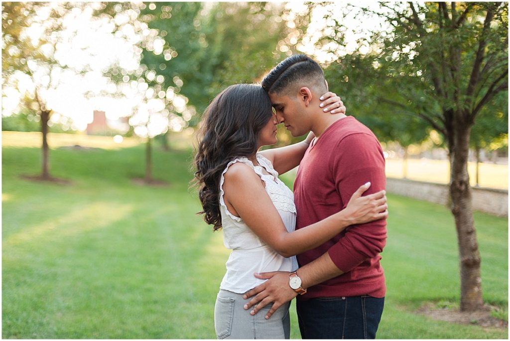 Central Ohio Wedding Photographers - http://www.pipersphotography.com Downtown Columbus Ohio Engagement Session - Scioto Mile Session Summer engagement North Bank Park