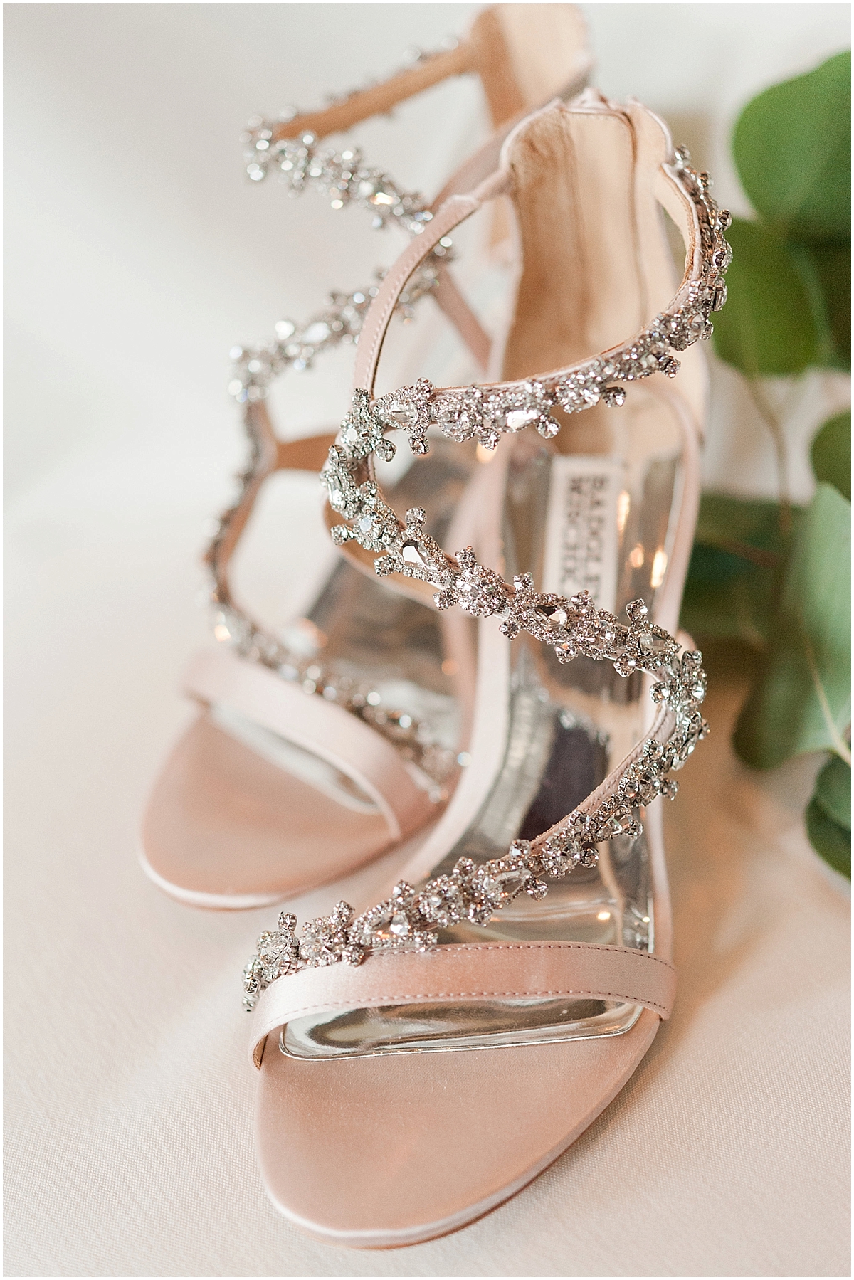 Wedding Day Details, shoes, wedding dress, bouquet, and all about the detail box. What items you should have on your wedding day Pipers Photography , Wedgewood Golf and Country Club Wedding Powell Ohio, Heritage Golf Club Wedding Hilliard Ohio Badgley Mischka Bridal shoes 