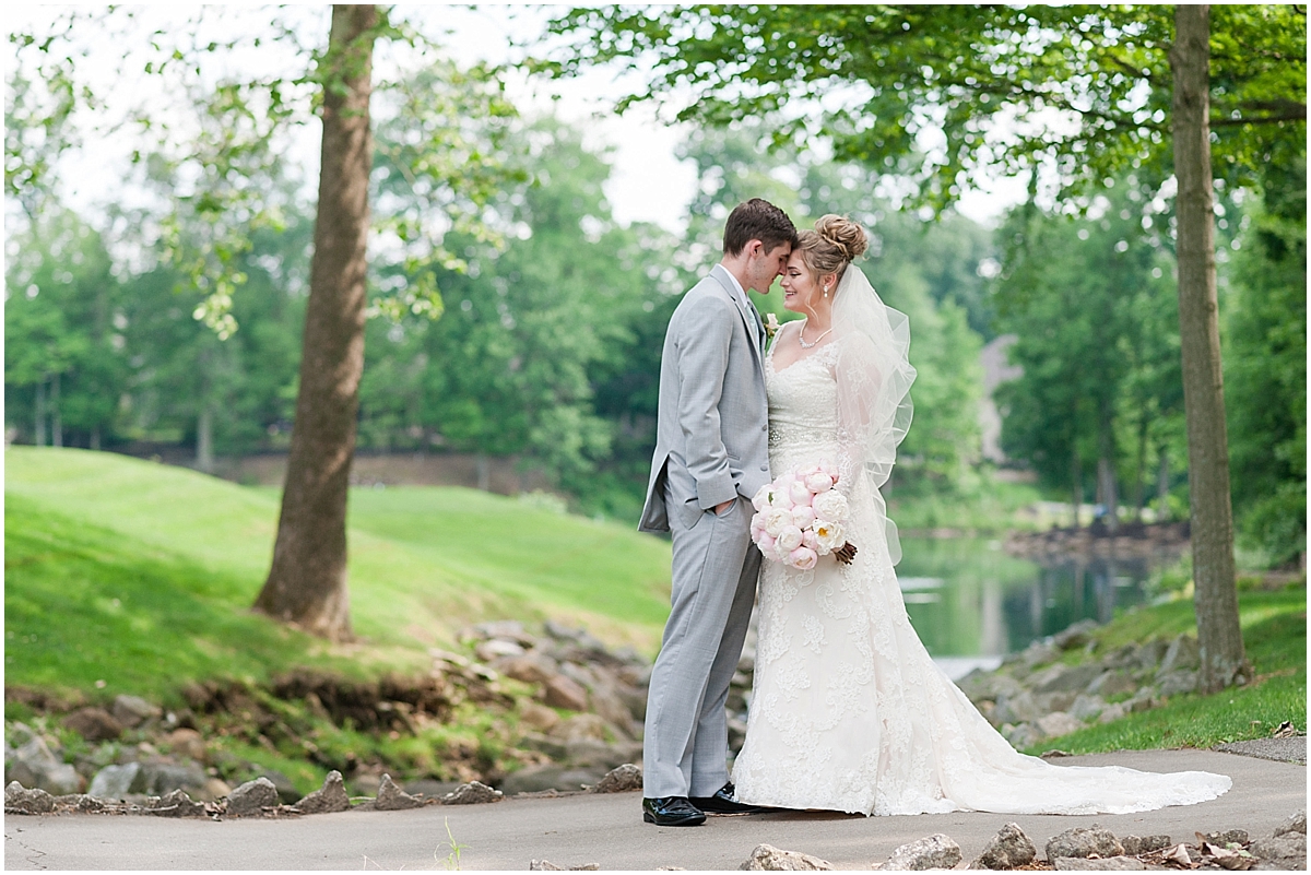 June Garden Wedding at Wedgewood Golf and Country Club in Powell Ohio Elegant wedgewood wedding outdoor wedding golf and country club pipers photography 