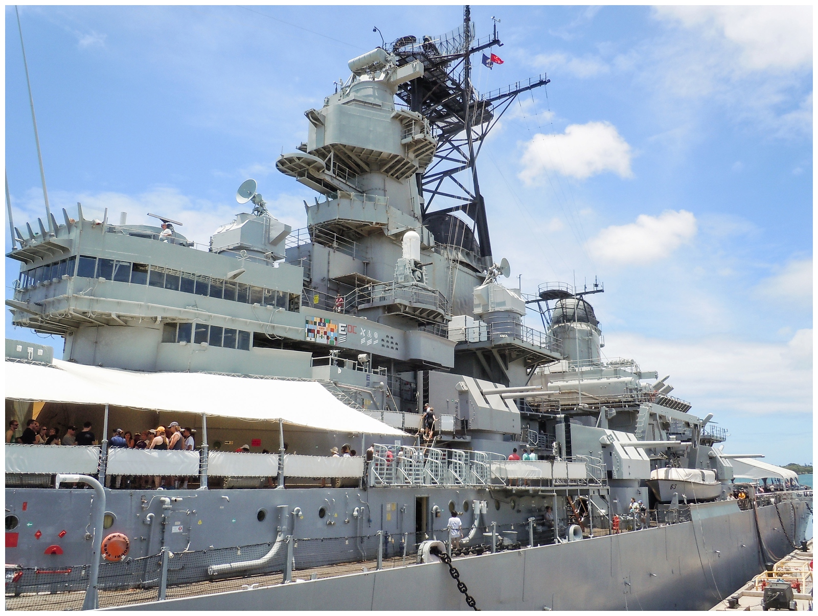 Battleship USS Missouri hawaii oahu vacation june tourist guide coastal drive and pearl harbor